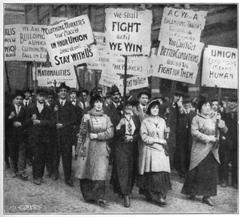 Corteo di lavoratori dell'industria dell'abbigliamento, Chicago 1915