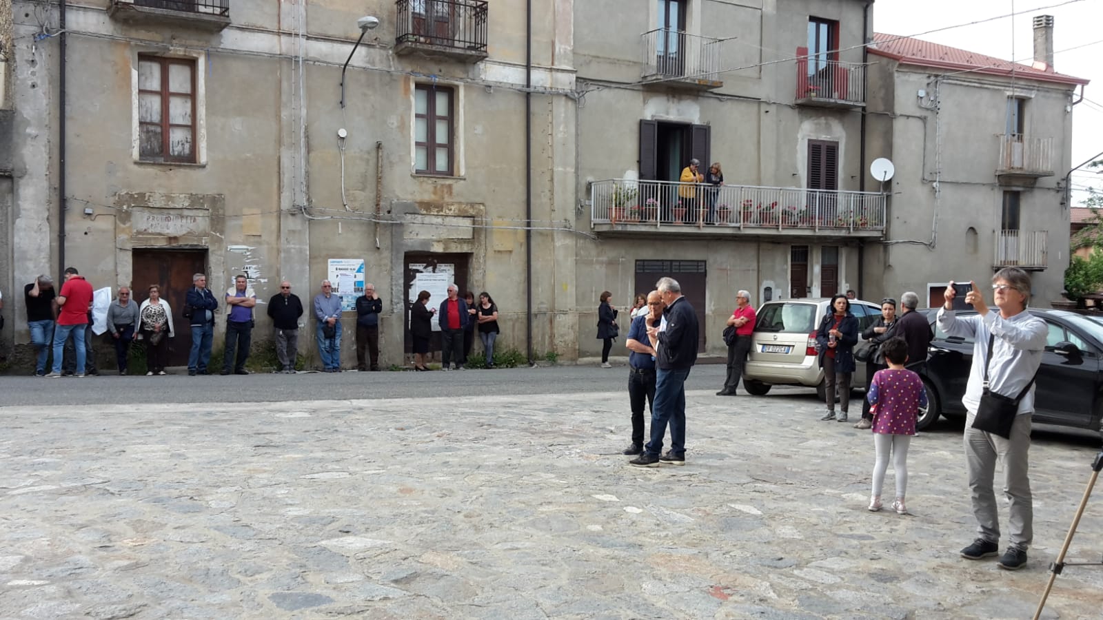 Comizio Piazza Dante